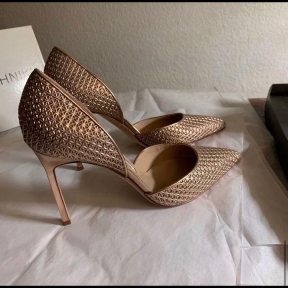 Manolo Blahnik Gold Textured Pump 8.5 US π - Picture 5 of 9